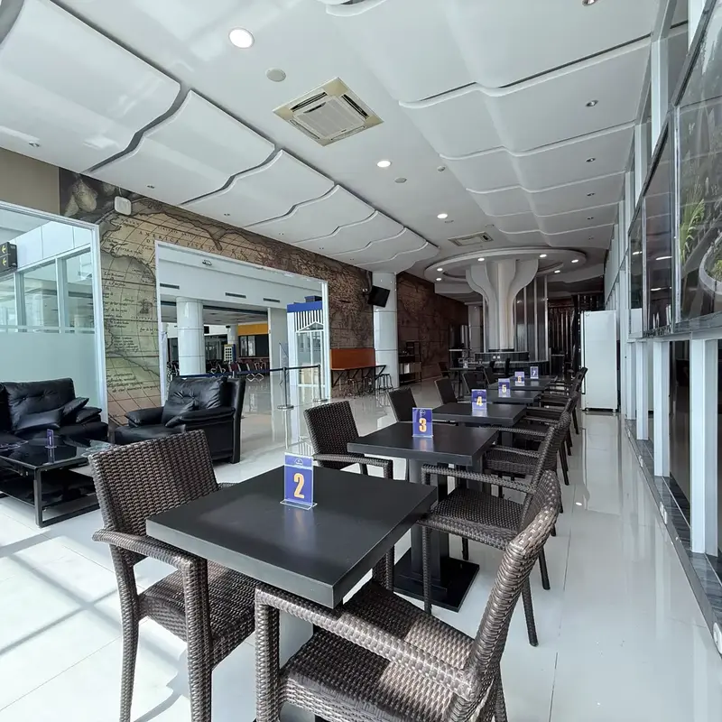 Lounge Kencana (Area Ruang Tunggu)